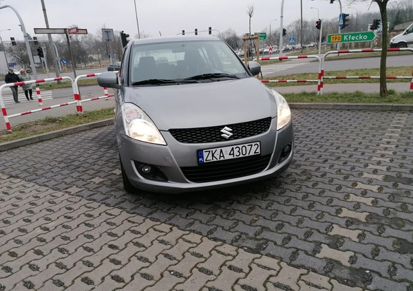 Suzuki Swift cena 19990 przebieg: 176000, rok produkcji 2012 z Gniezno małe 254